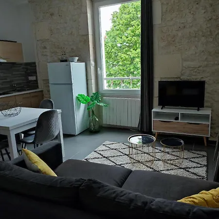 Апартаменты Confort Appartement Rochefort *
