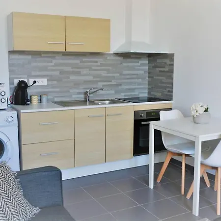 Апартаменты Confort Appartement Rochefort